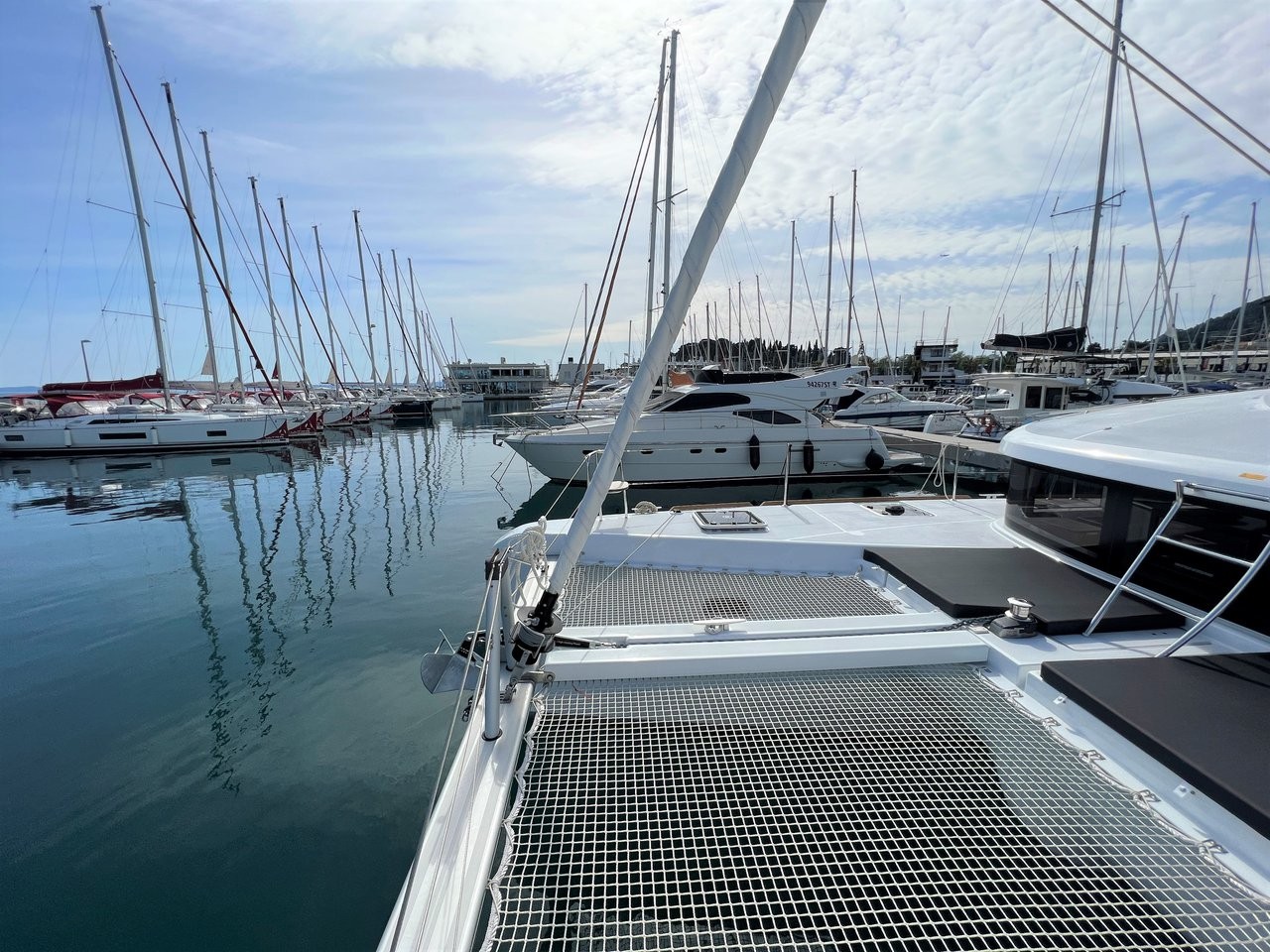Lagoon 40, Wind Seeker | Yacht Charter Croatia