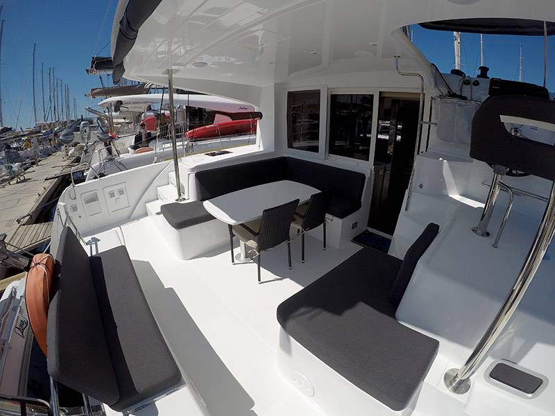 Lagoon 40, Tom Cat | Yacht Charter Croatia