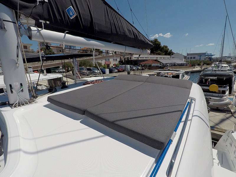 Lagoon 40, Tom Cat | Yacht Charter Croatia