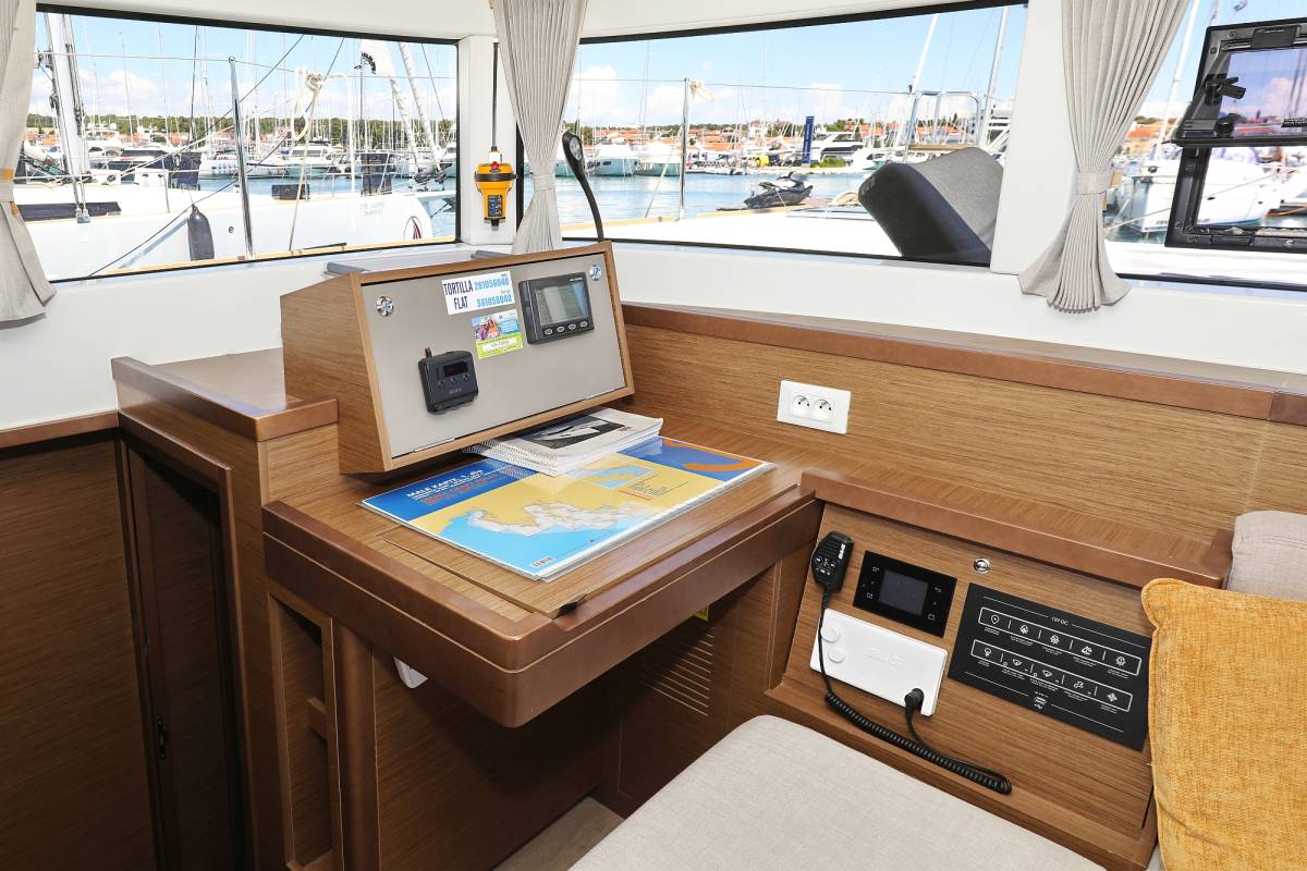 Lagoon 40, Tortilla Flat | Noleggio di Yacht Croazia