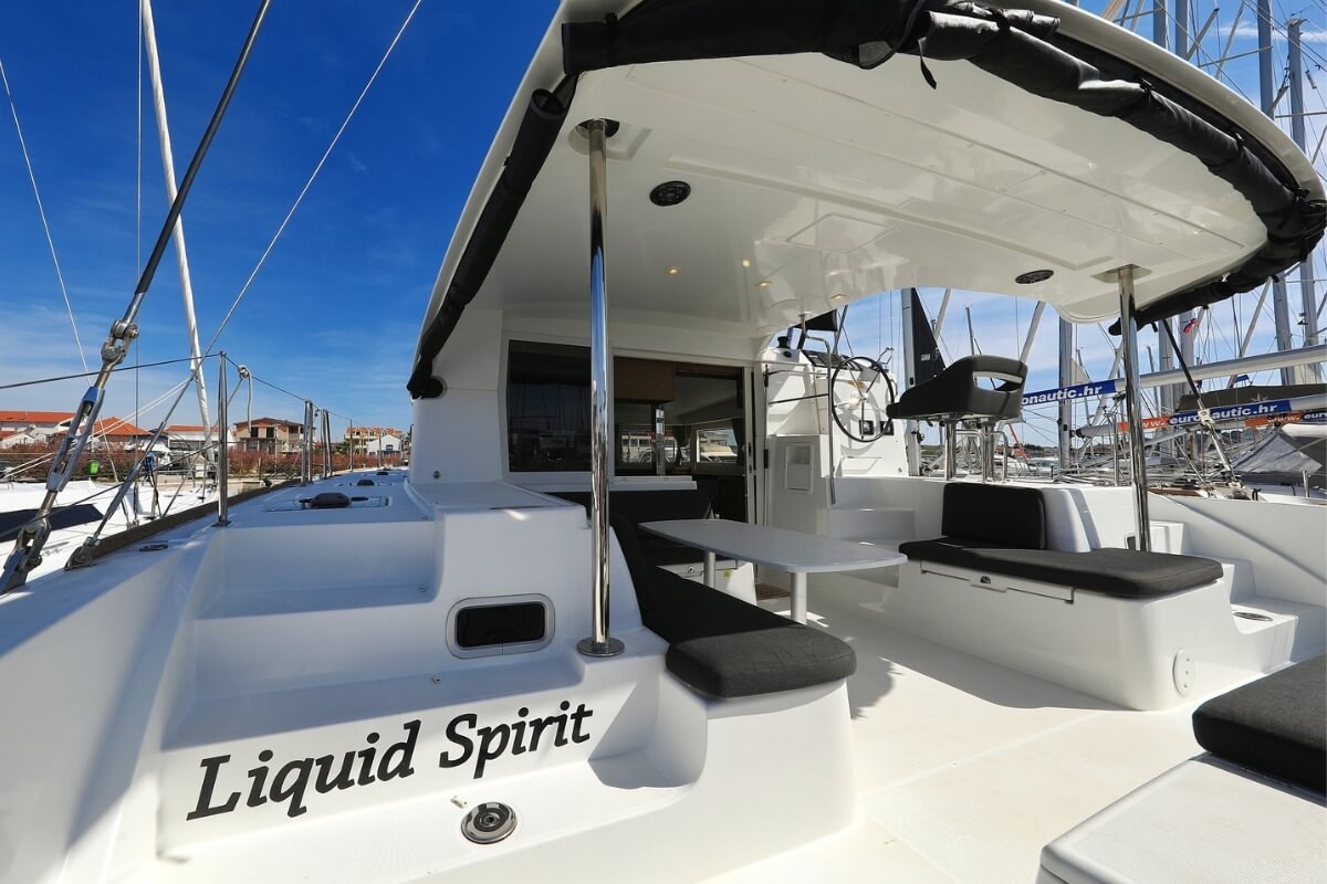 Lagoon 40, Liquid Spirit | Yacht Charter Croatia