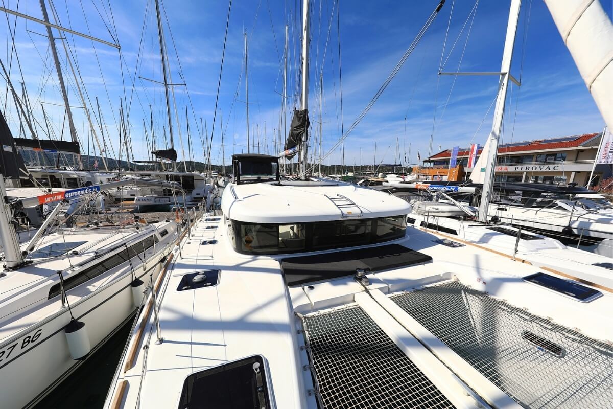 Lagoon 40, Liquid Spirit | Yacht Charter Croatia