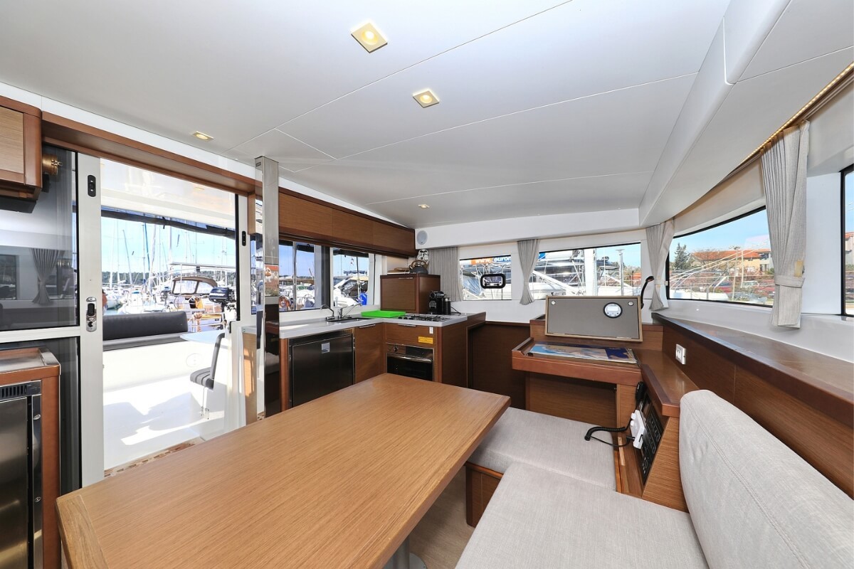 Lagoon 40, Liquid Spirit | Yacht Charter Croatia