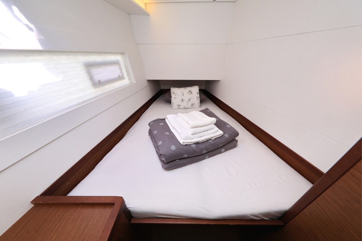 Lagoon 40, Liquid Spirit | Yacht Charter Croatia