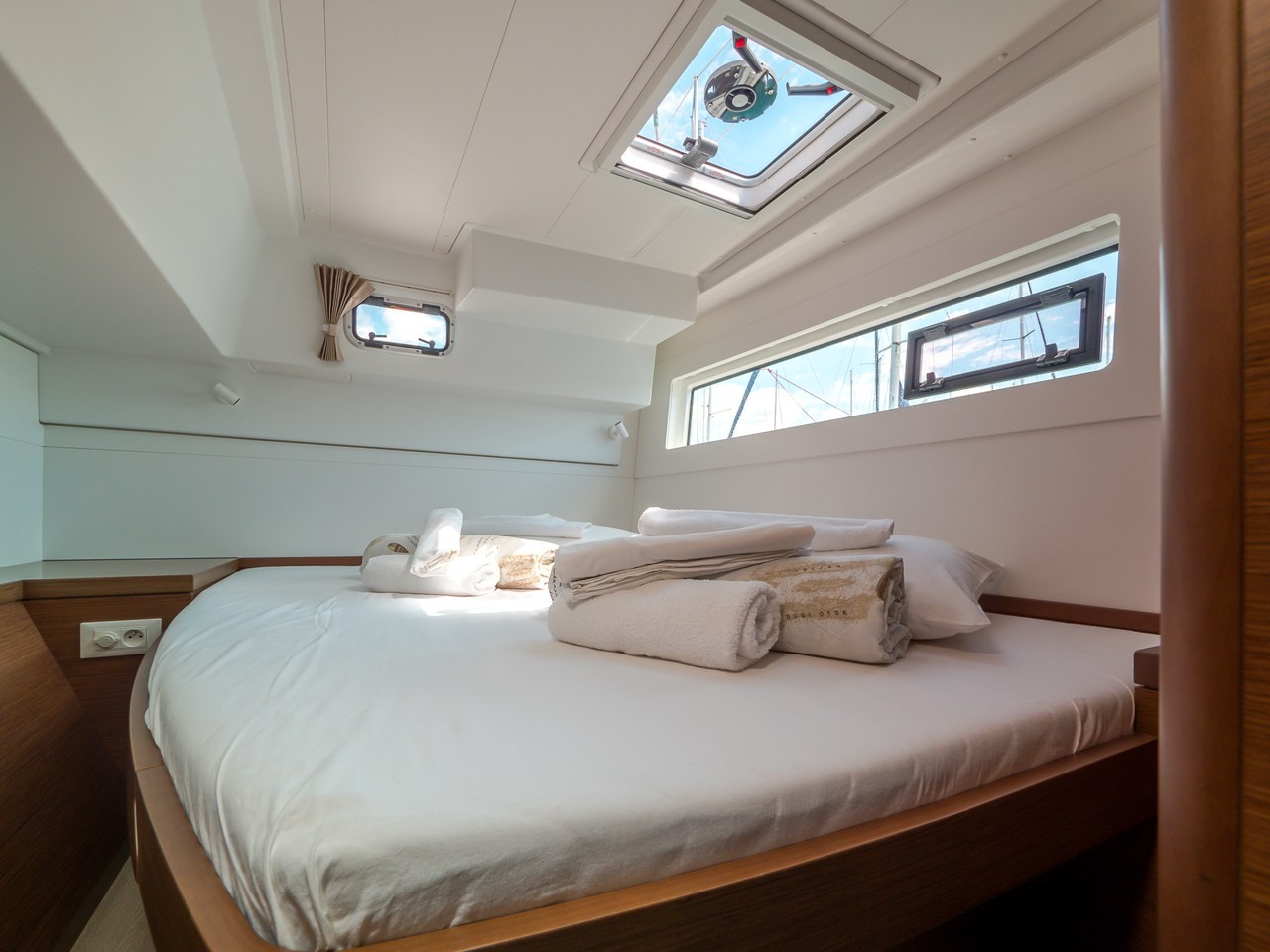 Lagoon 40, Blue Eyes | Yacht Charter Croatia