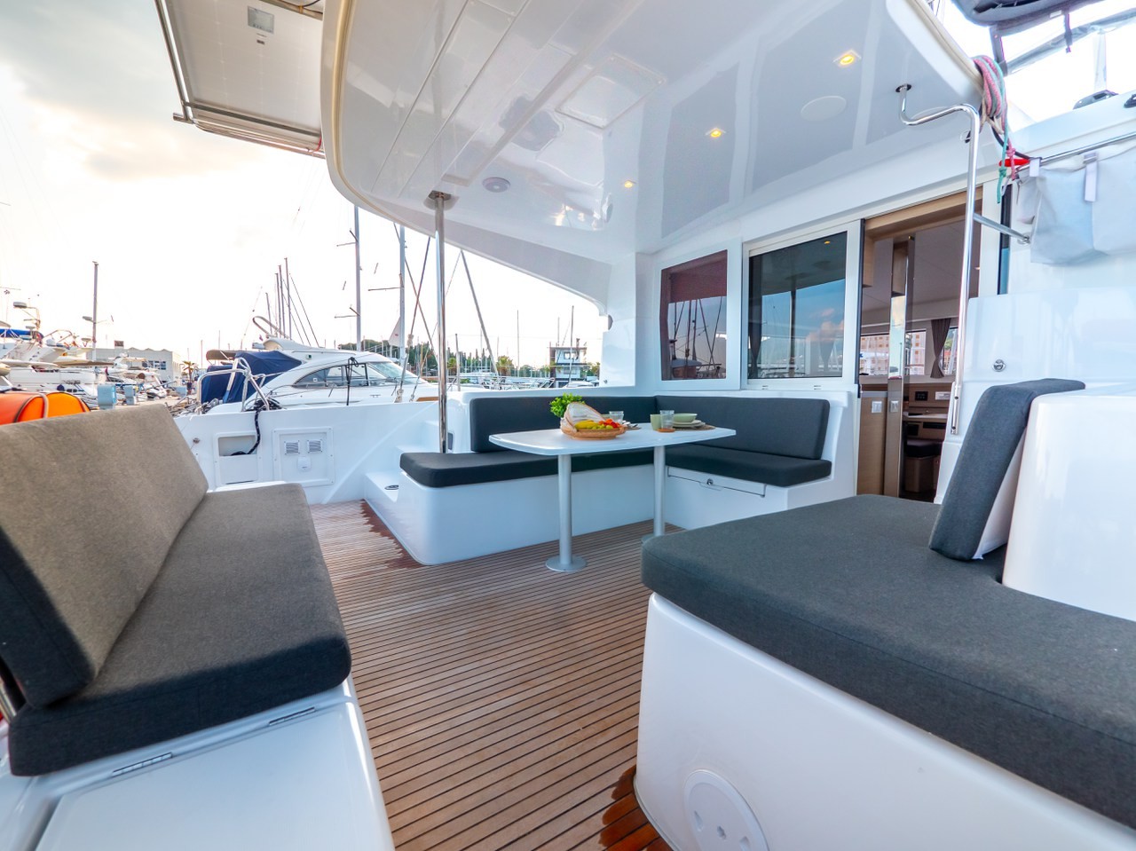 Lagoon 40, Osprey | Yacht Charter Croatia