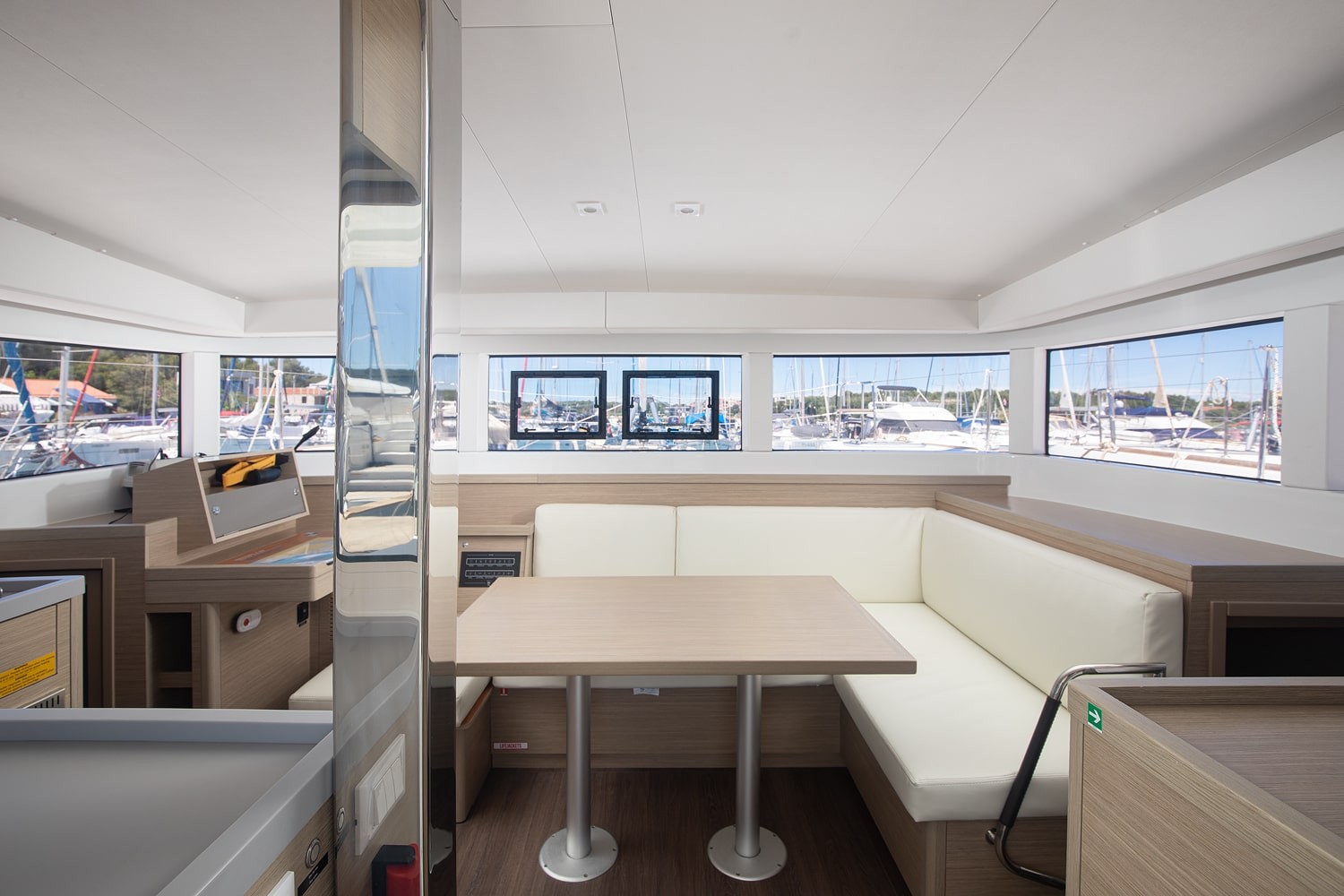 Lagoon 40, Mare Ipanema | Yacht Charter Croatia
