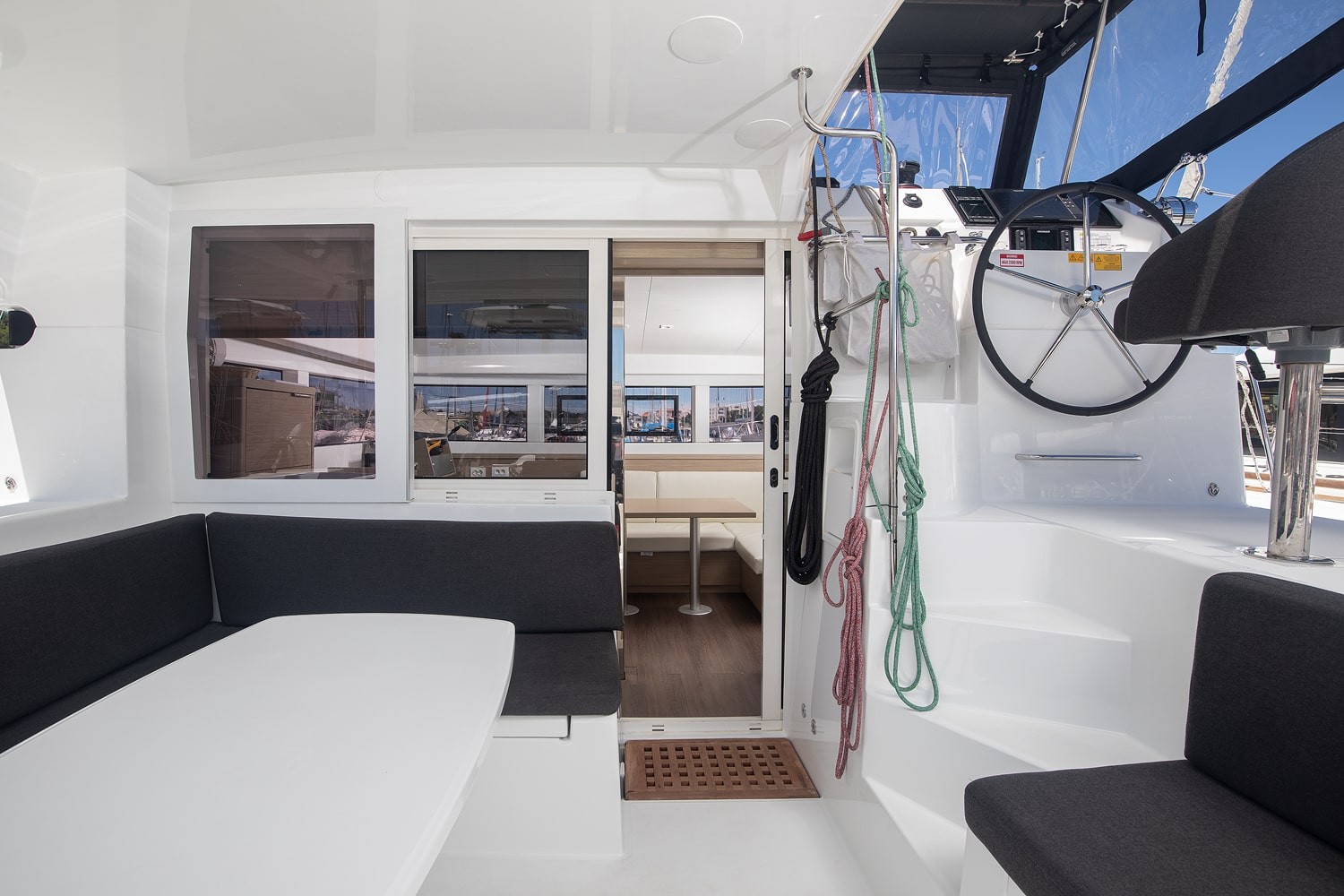 Lagoon 40, Mare Ipanema | Yacht Charter Croatia