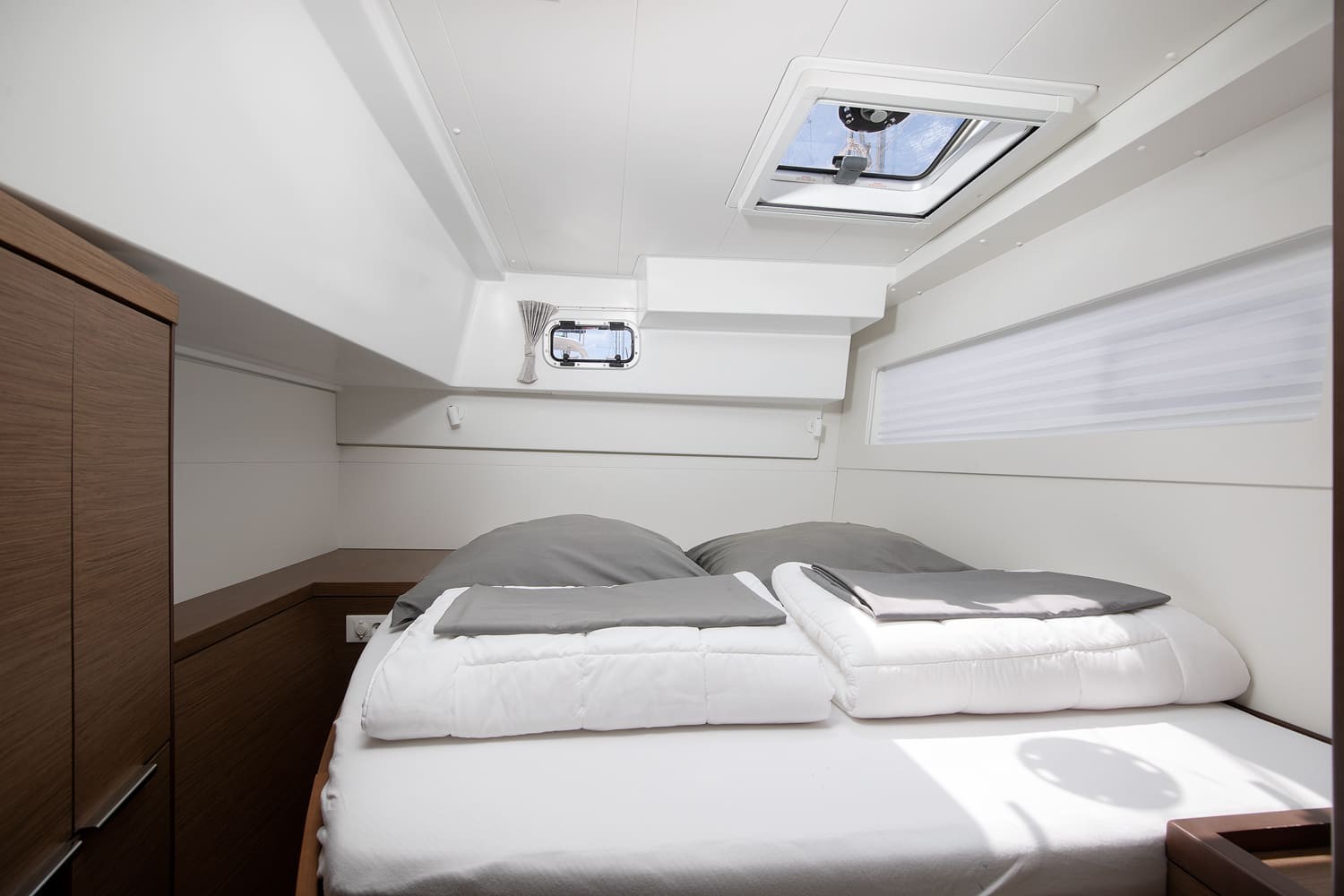 Lagoon 40, Yolo | Yacht Charter Croatia