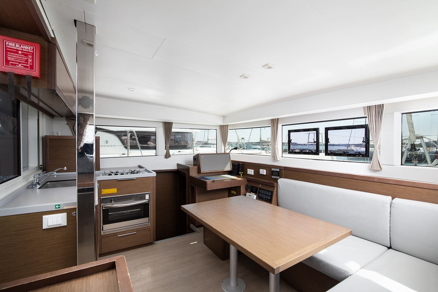 Lagoon 40, Mare Negroni | Noleggio di Yacht Croazia