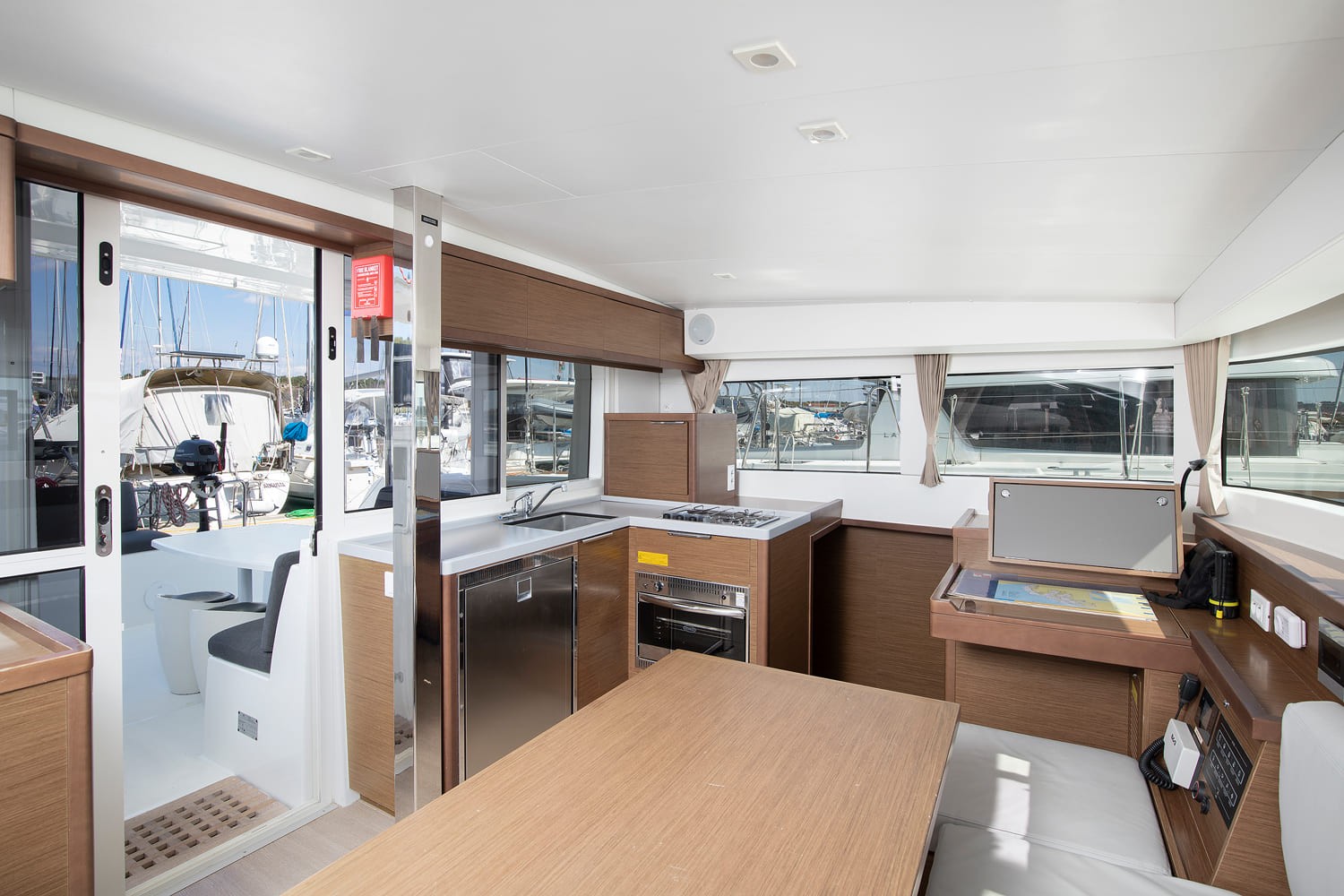 Lagoon 40, Mare Negroni | Noleggio di Yacht Croazia