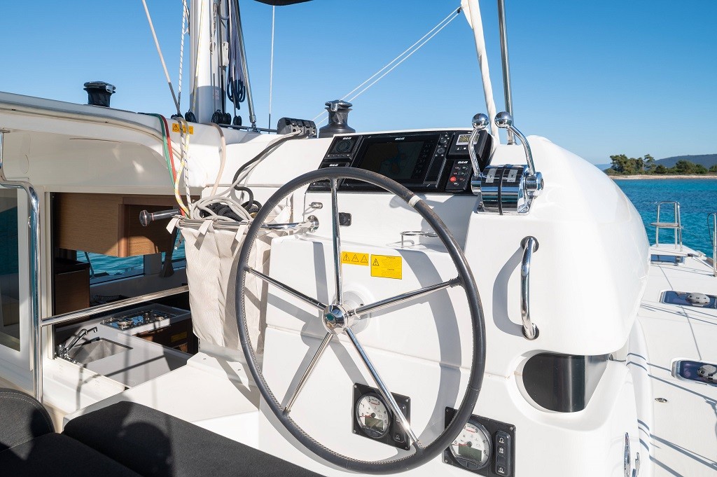 Lagoon 40, Mignonne | Yacht Charter Croatia