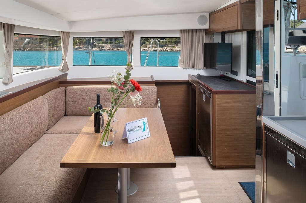 Lagoon 40, Mignonne | Yacht Charter Croatia