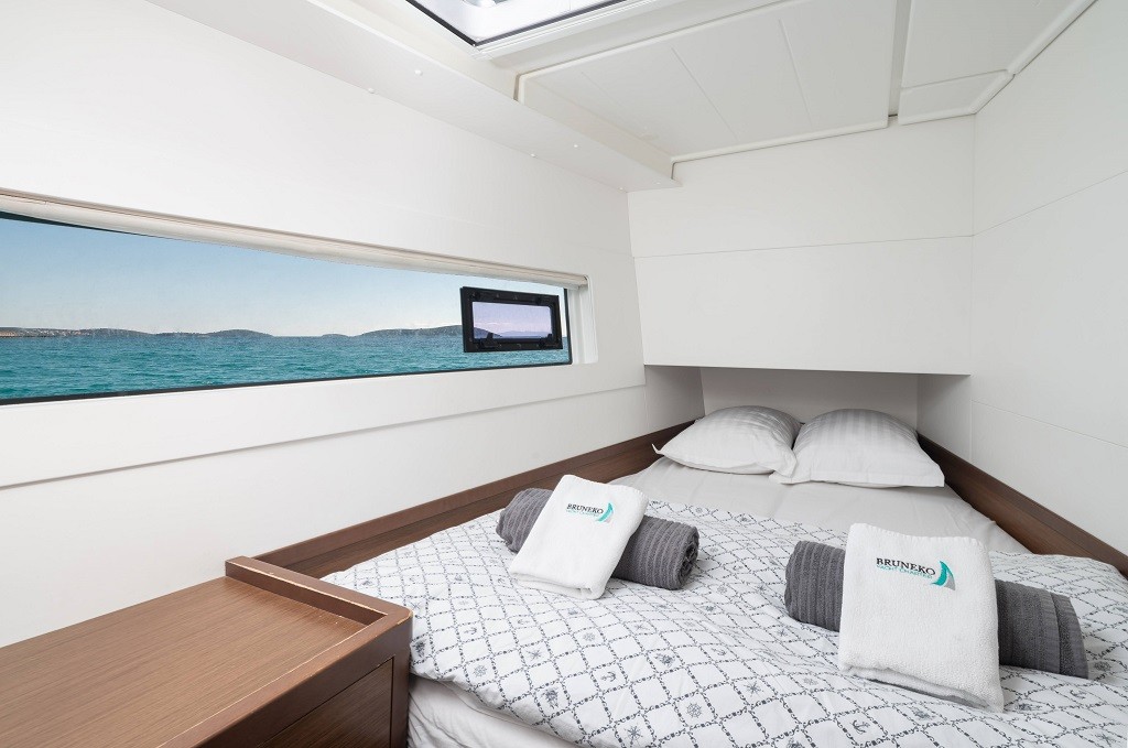 Lagoon 40, Mignonne | Yacht Charter Croatia