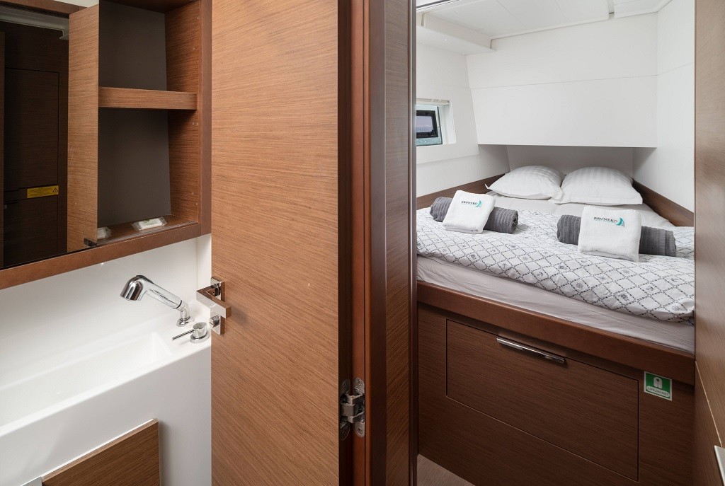 Lagoon 40, Mignonne | Yacht Charter Croatia