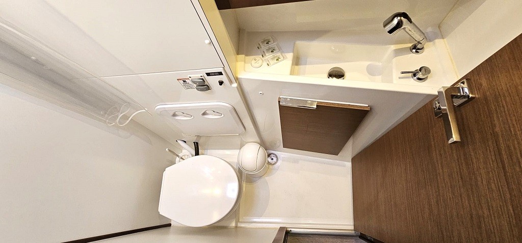 Lagoon 40, Mignonne | Yacht Charter Croatia