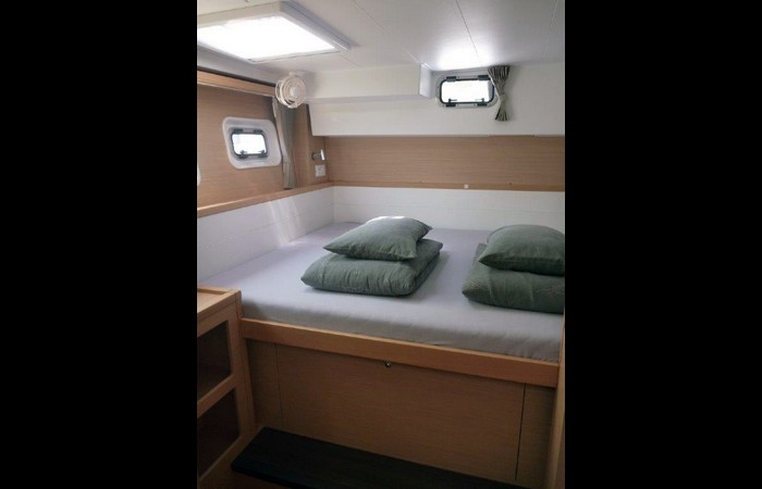 Lagoon 40, Lubina | Yacht Charter Croatia