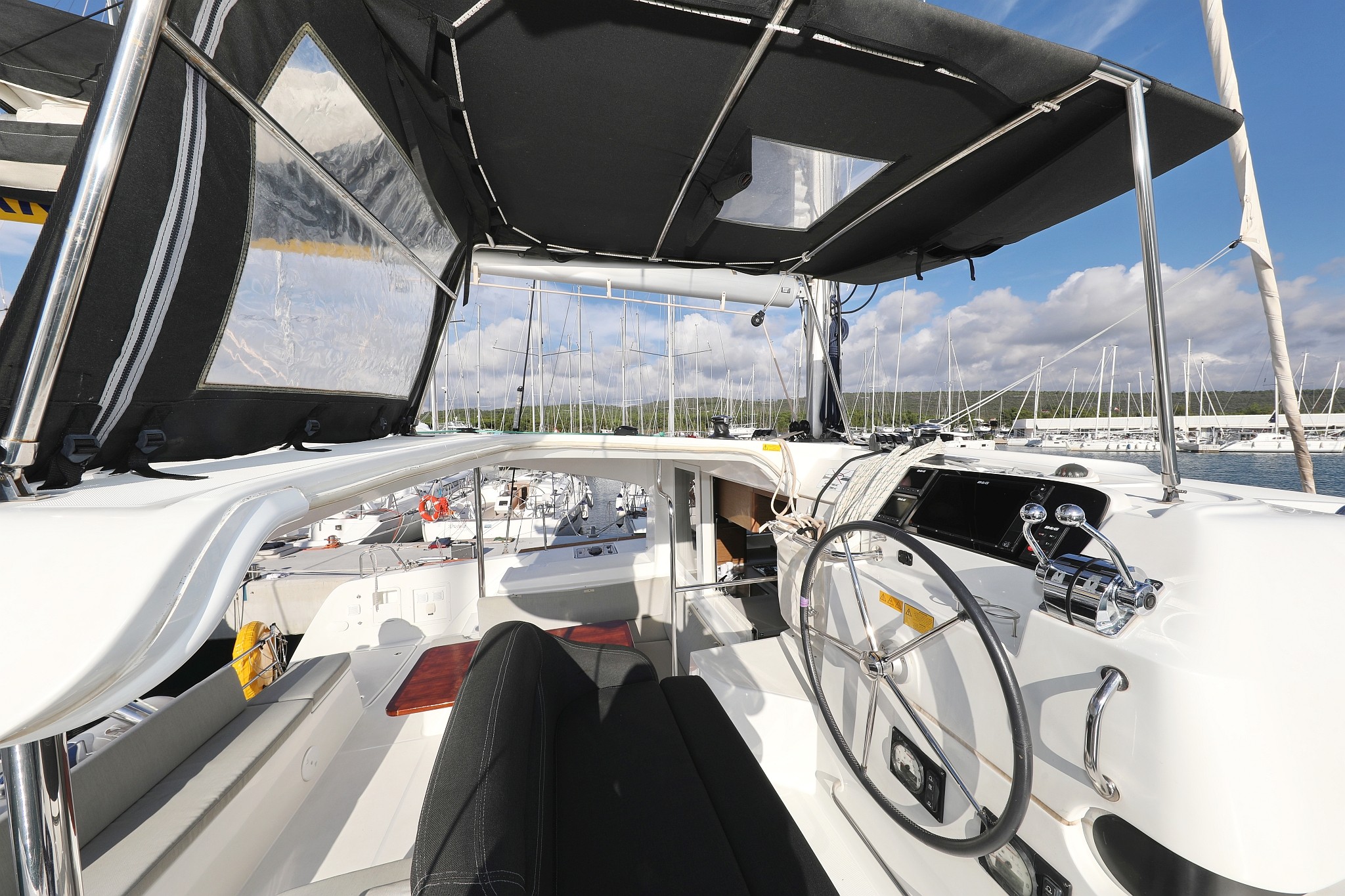 Lagoon 40, La Luna | Yacht Charter Croatia