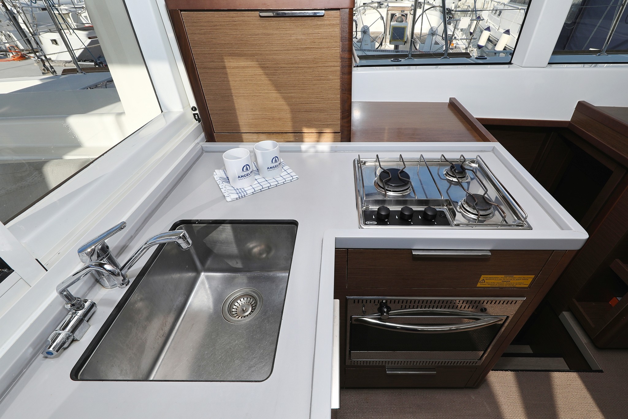 Lagoon 40, La Luna | Yacht Charter Croatia