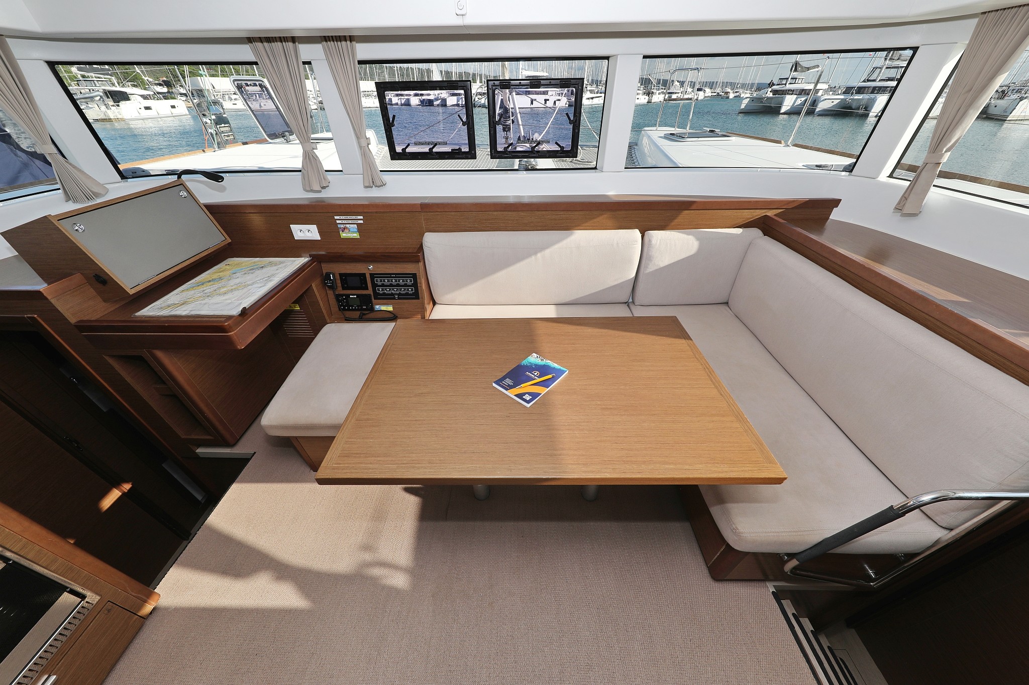 Lagoon 40, La Luna | Yacht Charter Croatia