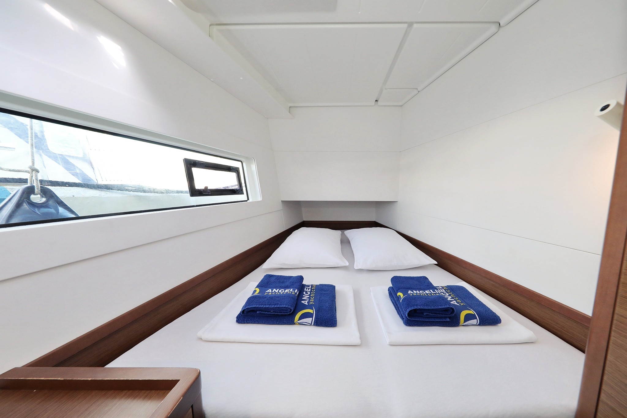 Lagoon 40, La Luna | Yacht Charter Croatia