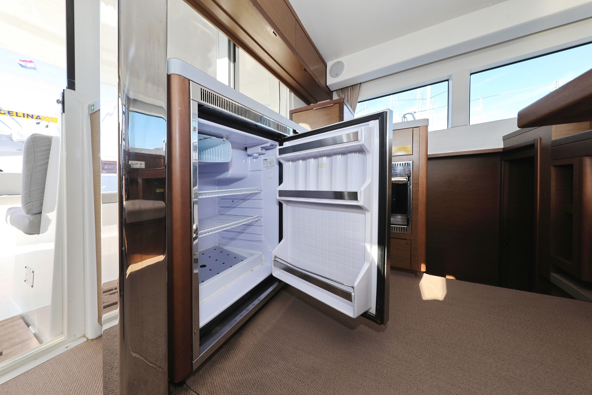 Lagoon 40, La Luna | Yacht Charter Croatia