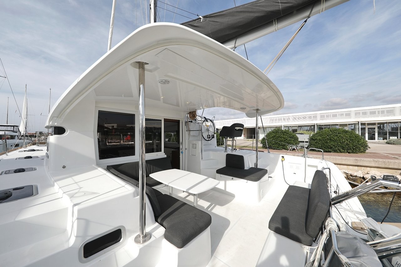 Lagoon 40, Blue Angel | Yacht Charter Croatia