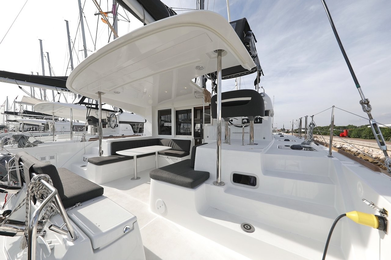 Lagoon 40, Blue Angel | Yacht Charter Croatia