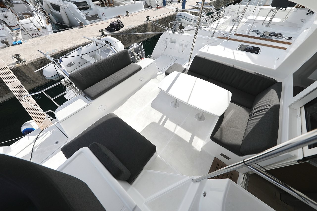 Lagoon 40, Blue Angel | Yacht Charter Croatia