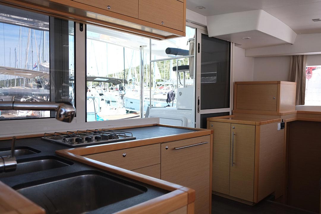 Lagoon 400 S2, Yolamare | Yacht Charter Croatia