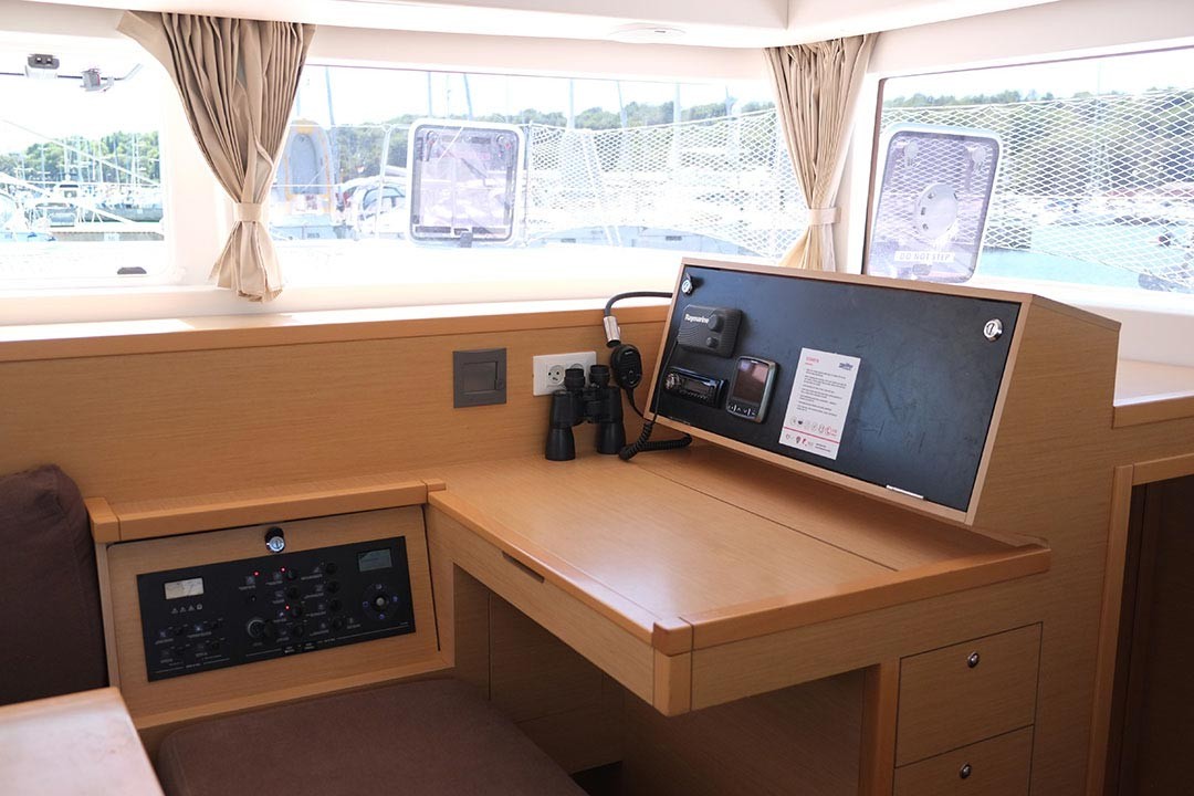 Lagoon 400 S2, Yolamare | Yacht Charter Croatia