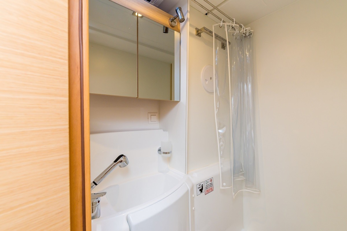 Lagoon 400 S2, Summertime | Yacht Charter Croatia