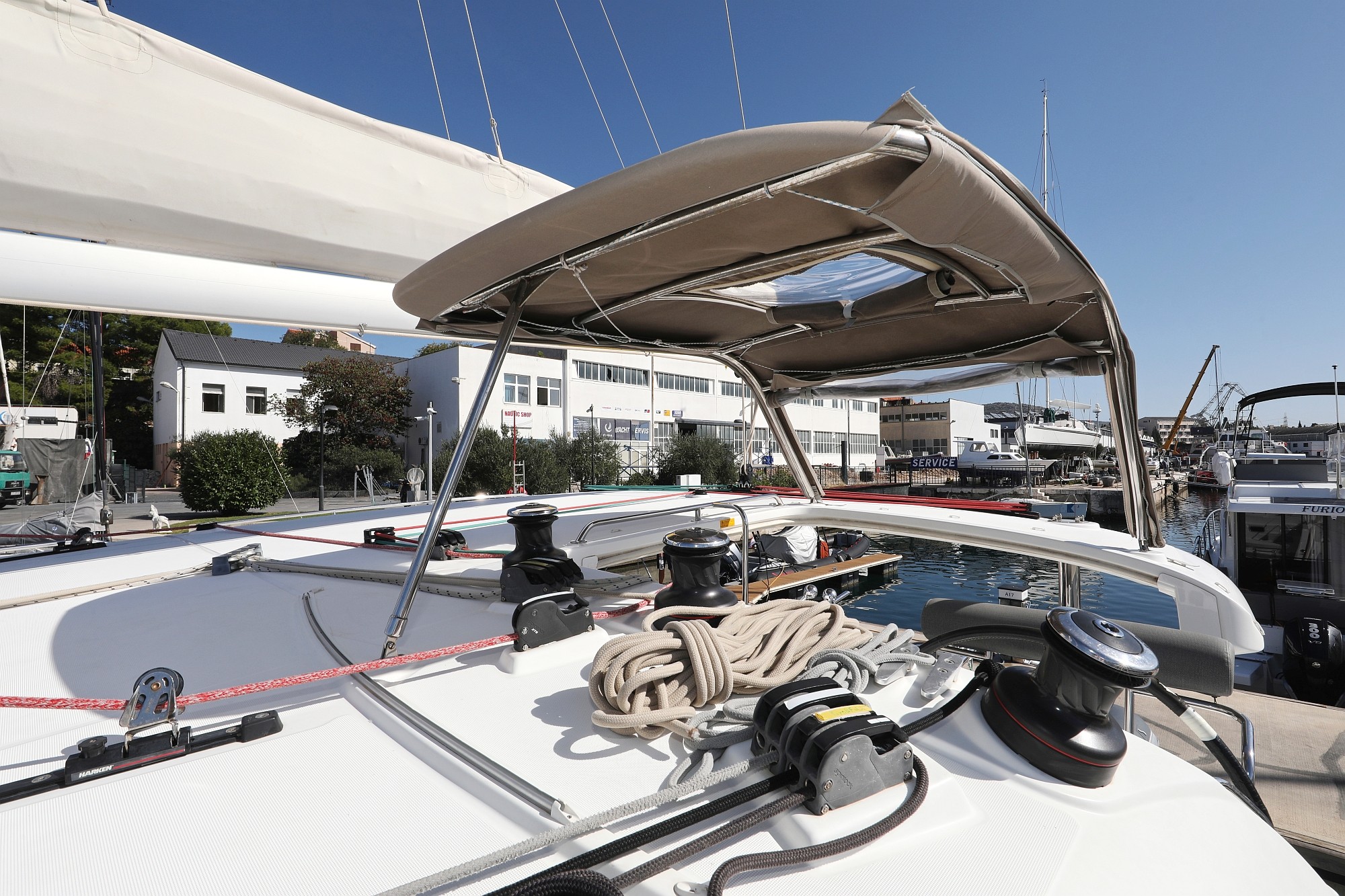 Lagoon 400 S2, Kinga V | Yacht Charter Croatia