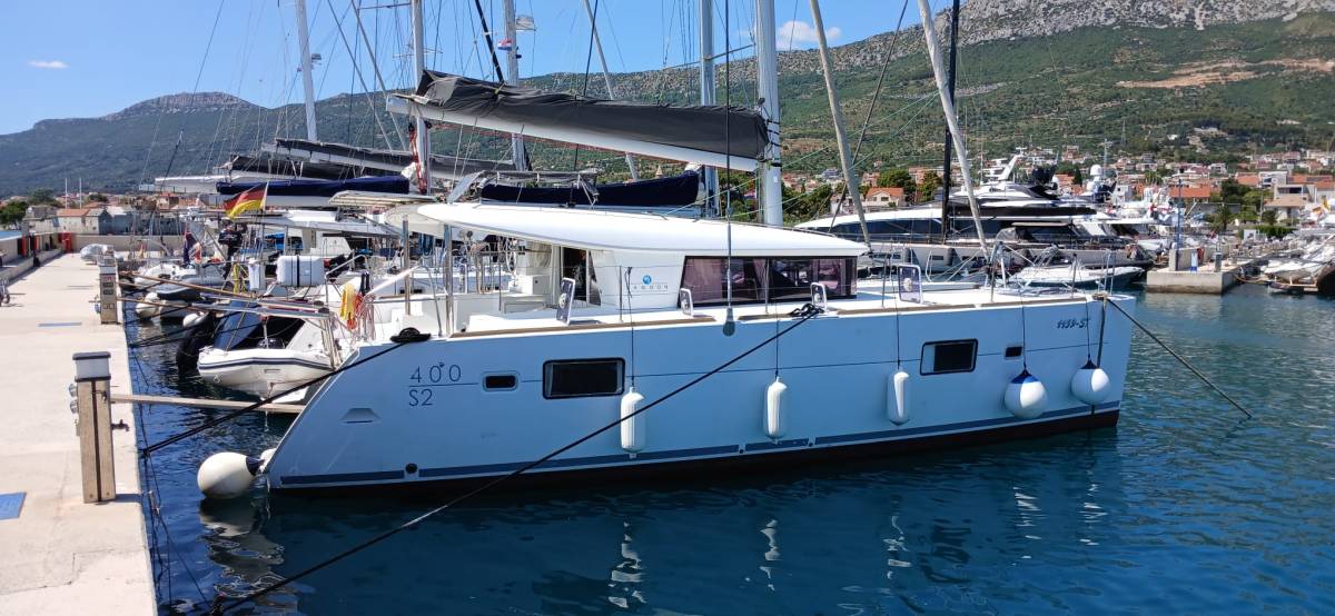 Lagoon 400 S2, Ana | Yacht Charter Croatia