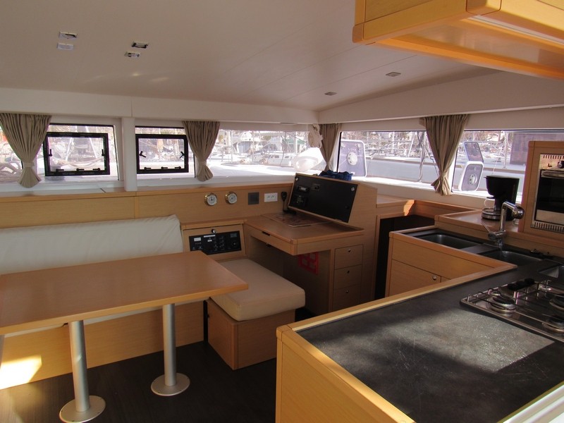 Lagoon 400 S2, Ana | Yacht Charter Croatia