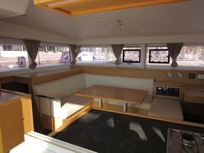 Lagoon 400 S2, Ana | Yacht Charter Croatia