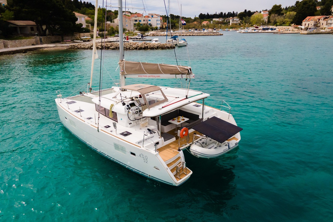 Lagoon 400 S2, Miss Moneypenny | Yacht Charter Croatia