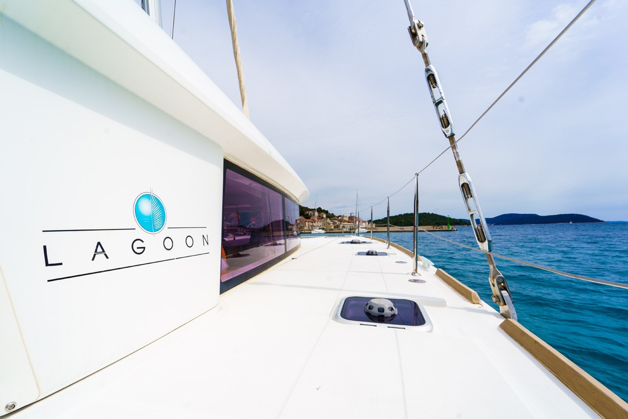 Lagoon 400 S2, Miss Moneypenny | Yacht Charter Croatia