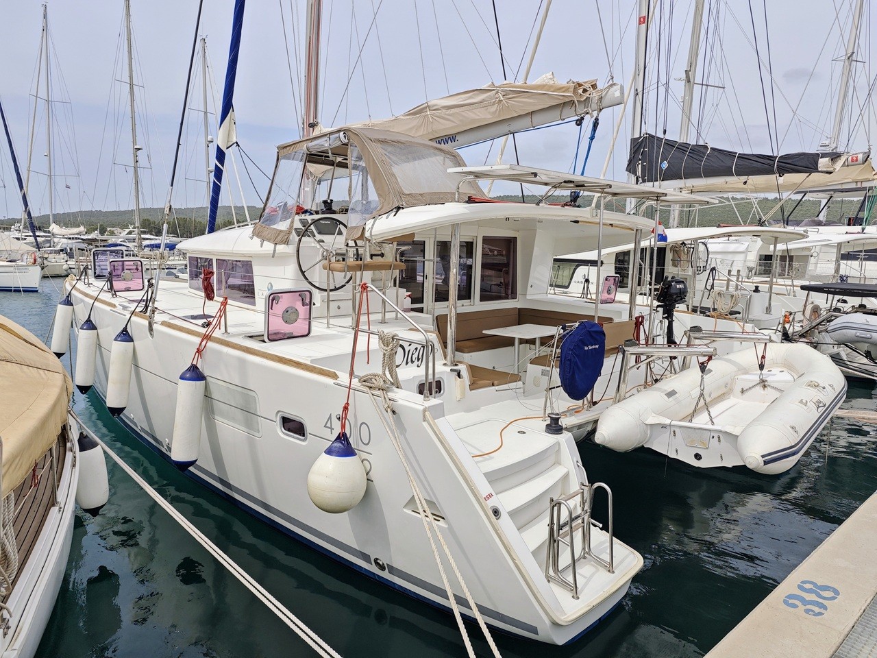 Lagoon 400 S2, Diego | Yacht Charter Croatia