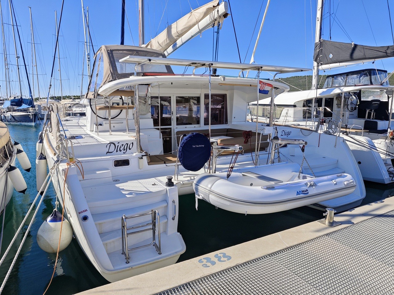 Lagoon 400 S2, Diego | Yacht Charter Croatia