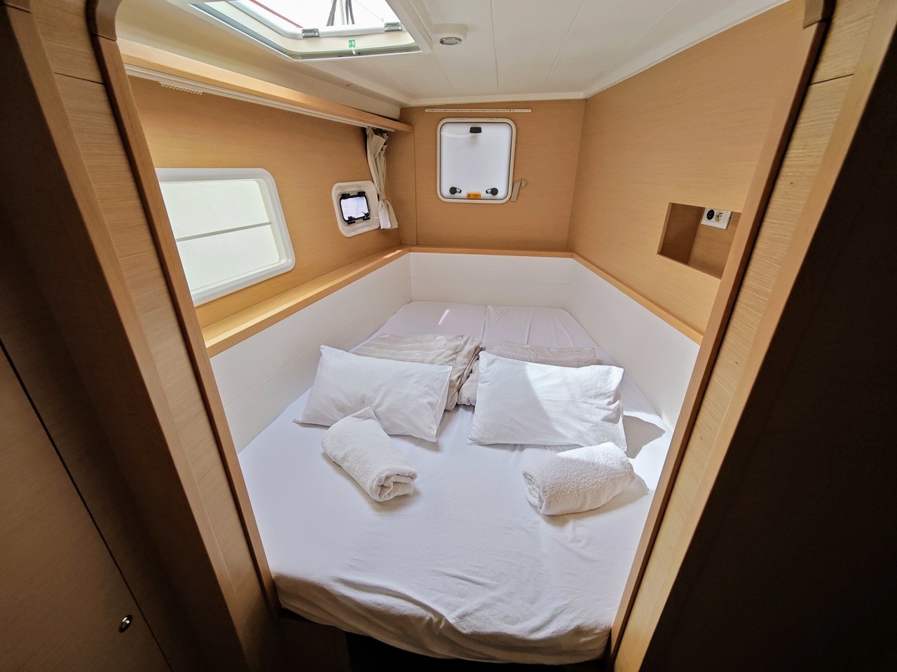 Lagoon 400 S2, Diego | Yacht Charter Croatia