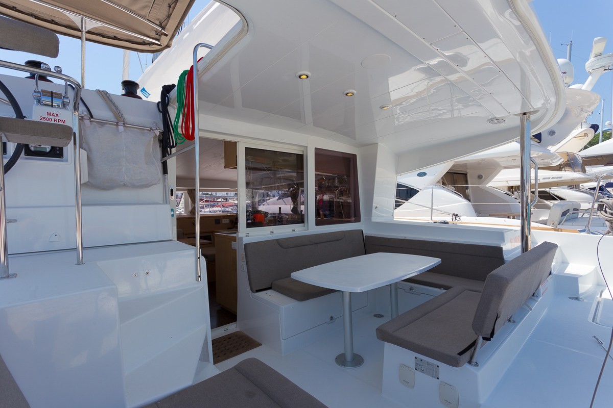 Lagoon 400 S2, Sunshine | Yacht Charter Croatia