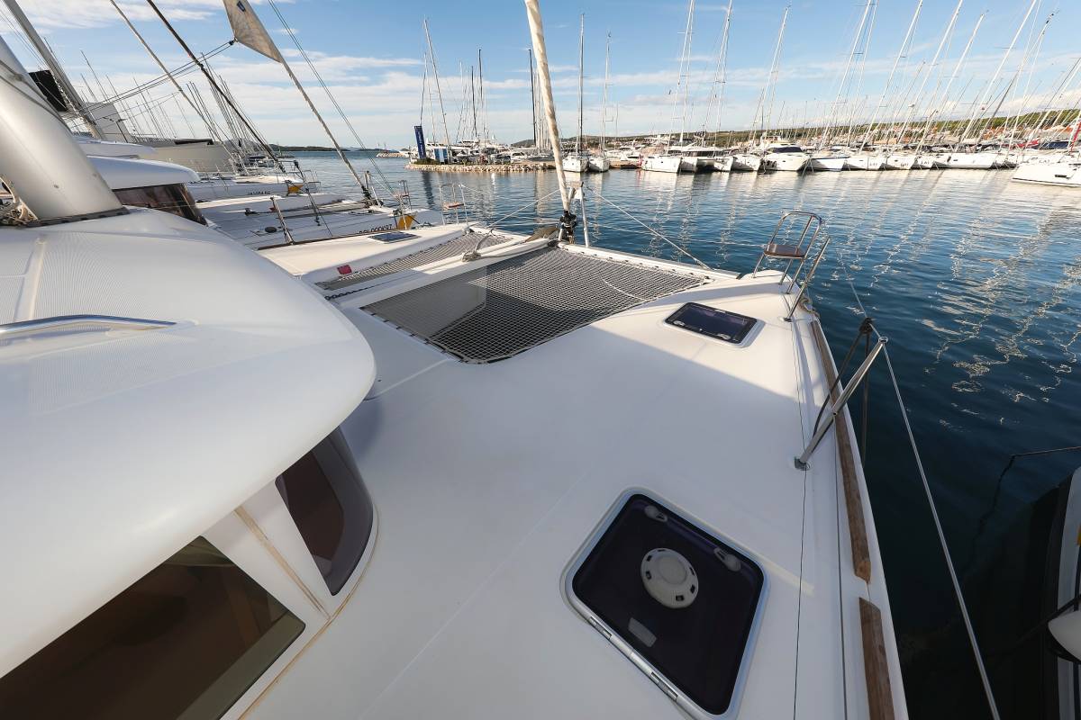 Lagoon 400 S2, Ladies First | Yacht Charter Croatia
