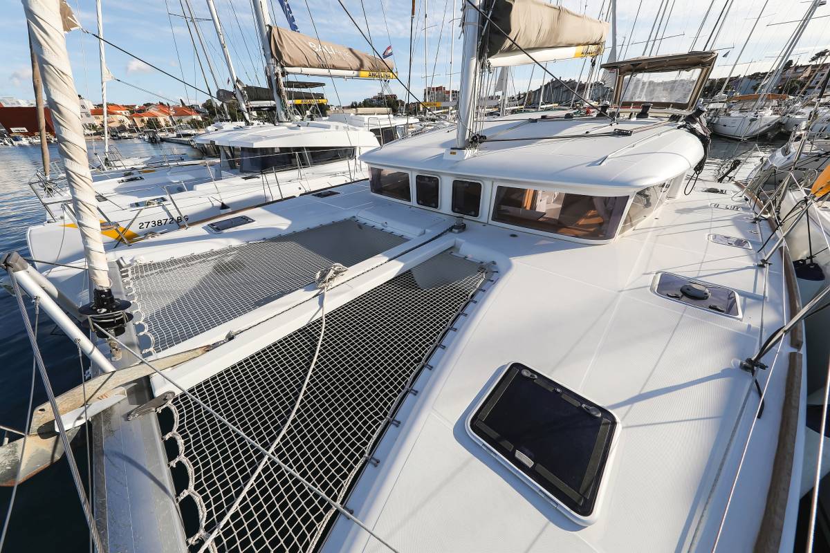 Lagoon 400 S2, Ladies First | Yacht Charter Croatia