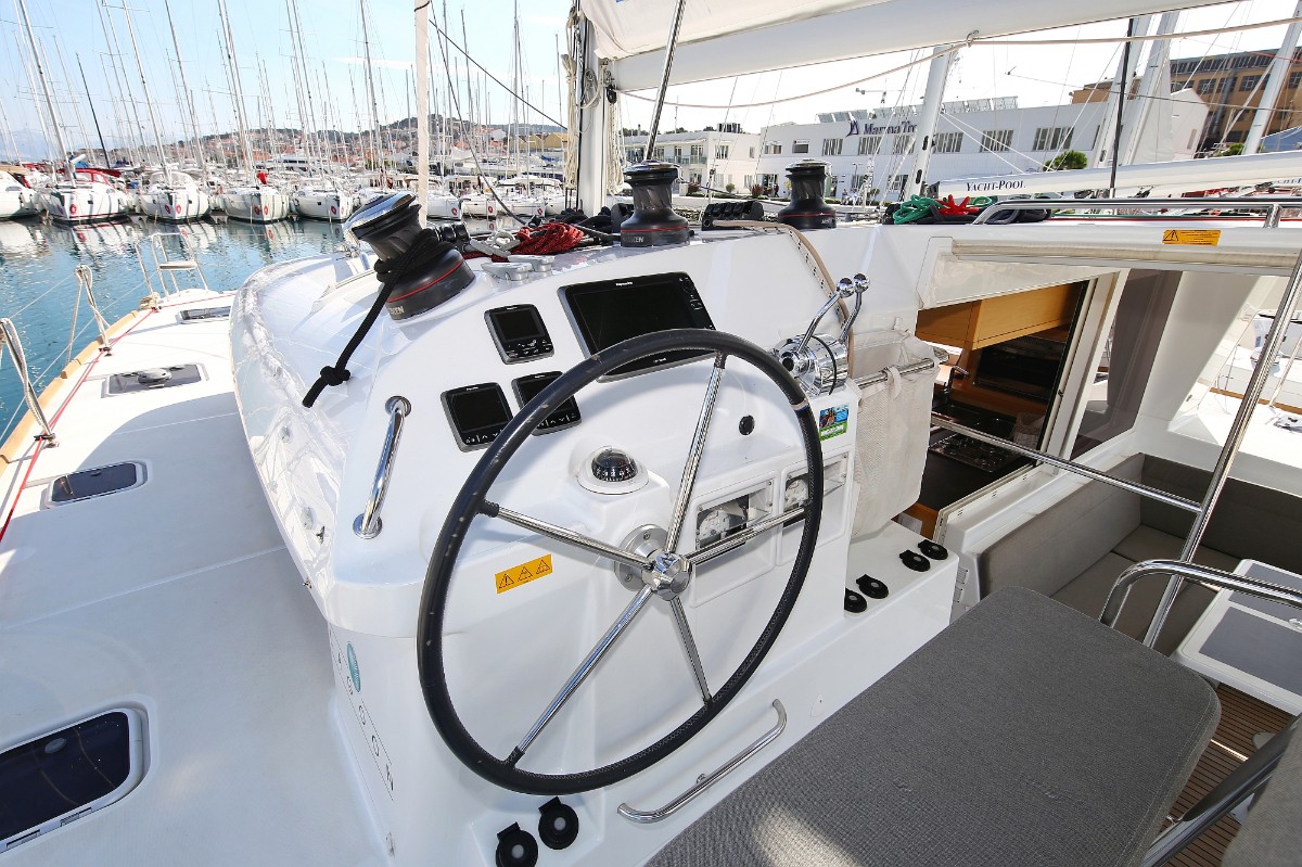 Lagoon 400 S2, Elea | Yacht Charter Croatia