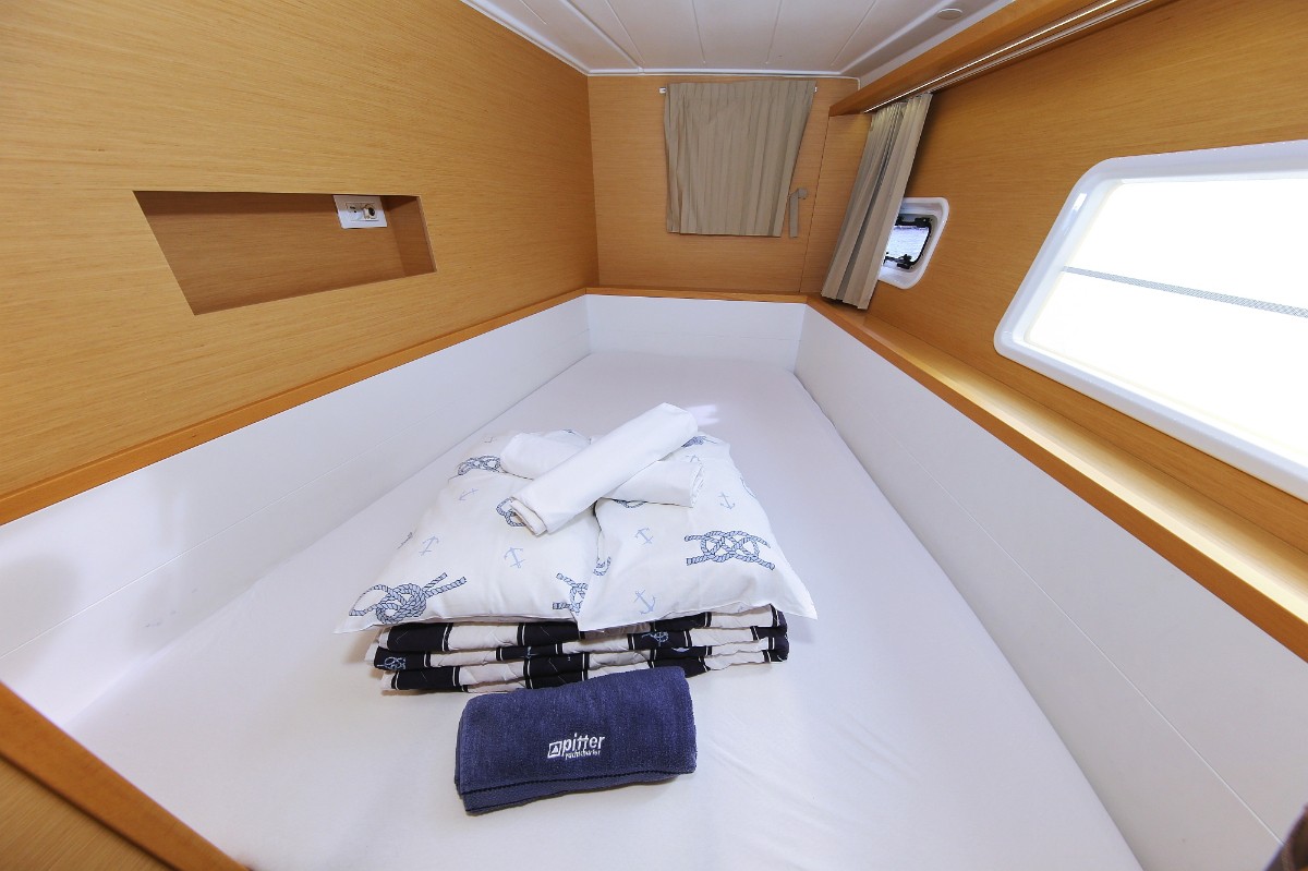 Lagoon 400 S2, Elea | Yacht Charter Croatia