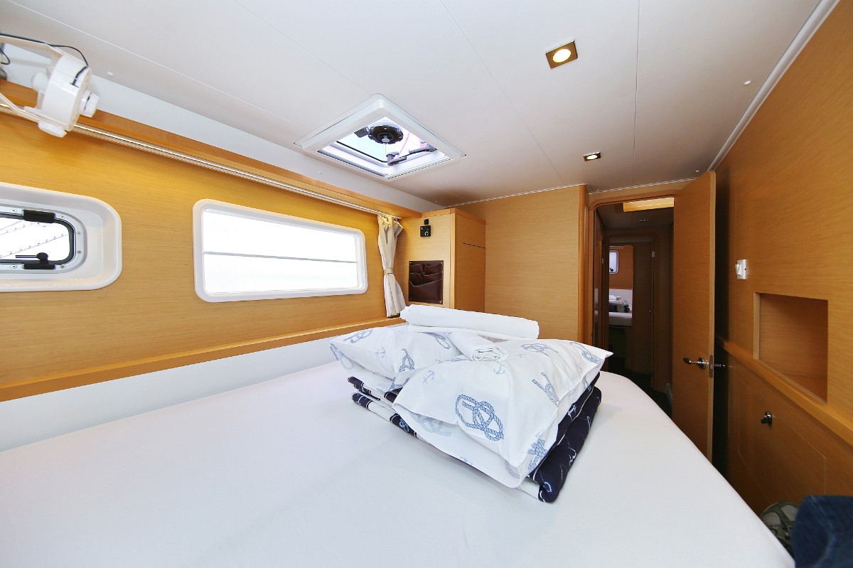 Lagoon 400 S2, Elea | Yacht Charter Croatia