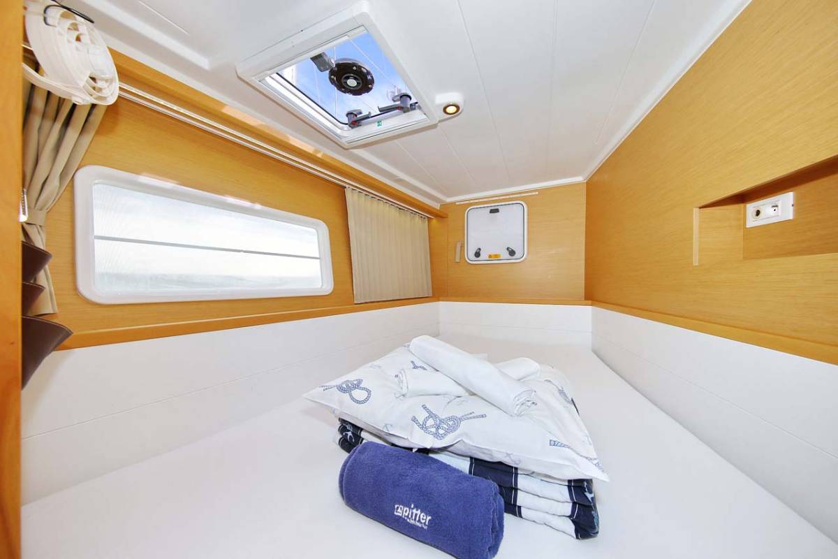 Lagoon 400 S2, Elea | Yacht Charter Croatia