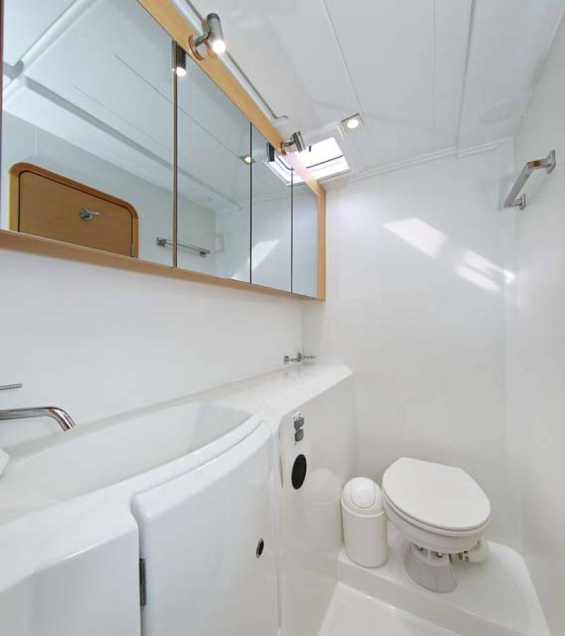 Lagoon 400 S2, Elea | Yacht Charter Croatia