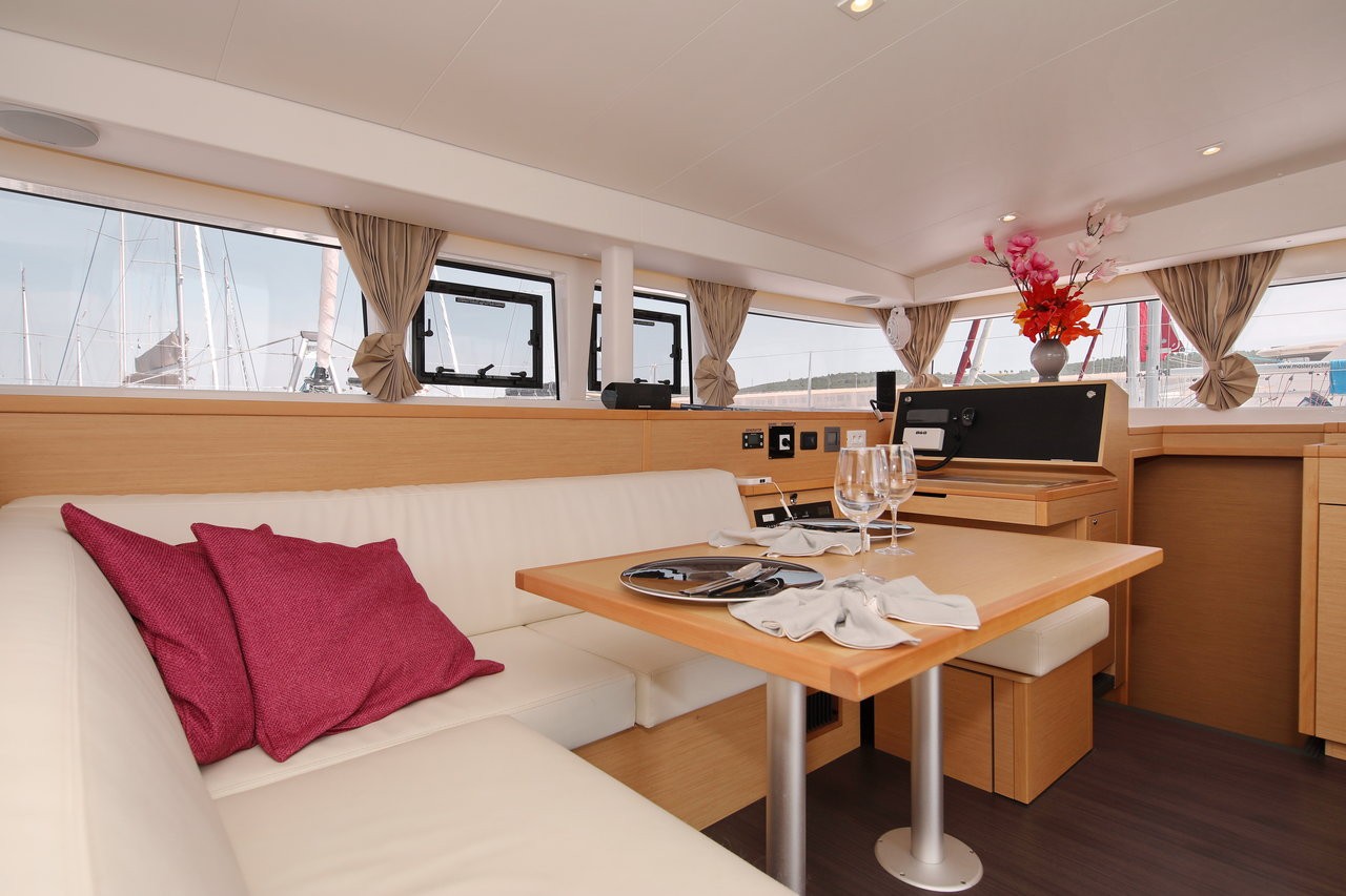 Lagoon 400 S2, Scirocco | Yacht Charter Croatia